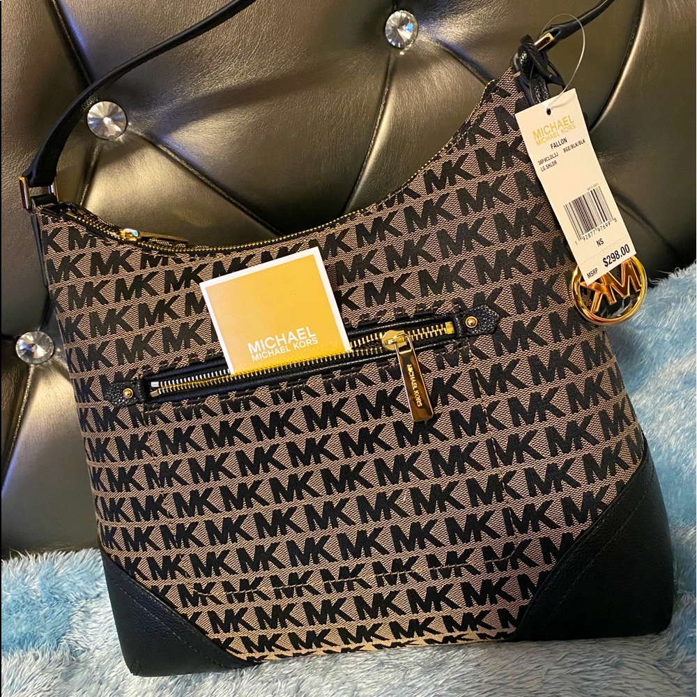 Authentic Michael Kors signature black bag🔥🔥